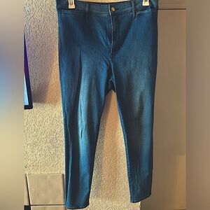 Blue skinny high rise jeans no back pockets